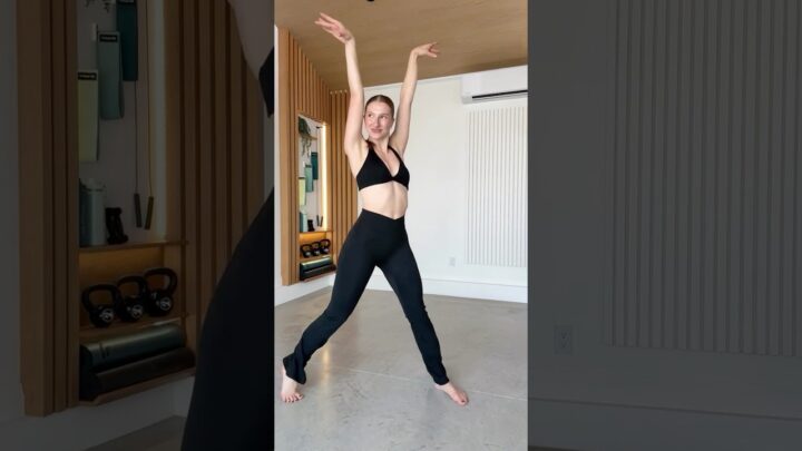 a petition for more songs to have dance breaks #sabrinacarpenter